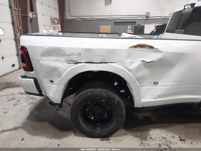 44449522 :رقم المزاد ، 3C63RRJL1NG419856 vin ، 2022 Ram 3500 Laramie  4x4 8' Box مزاد بيع