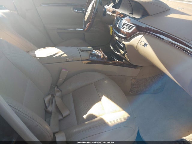 2012 Mercedes-benz S 550 4matic მანქანა იყიდება აუქციონზე, vin: WDDNG9EB1CA483809, აუქციონის ნომერი: 44449542