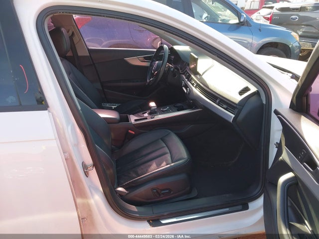 2017 AUDI A4 WAUGNAF43HN001199 Photo 4