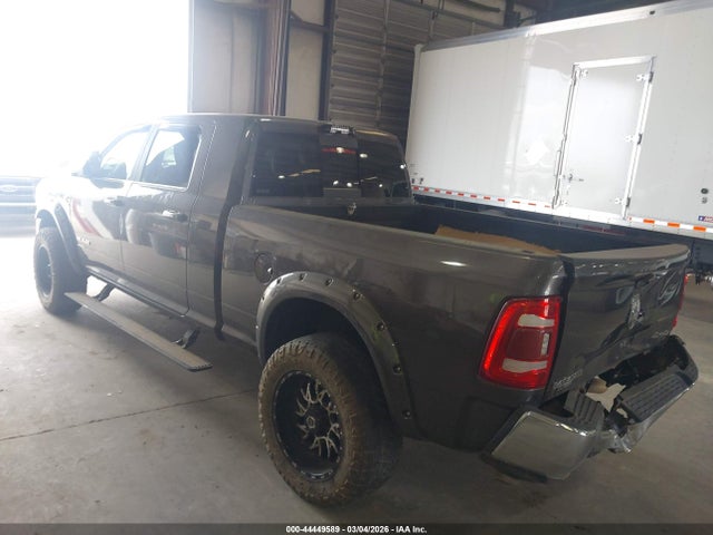 44449589 :رقم المزاد ، 3C6UR5NL9NG267770 vin ، 2022 Ram 2500 Laramie  4x4 6'4 Box مزاد بيع