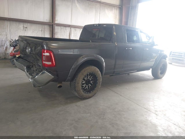 44449589 :رقم المزاد ، 3C6UR5NL9NG267770 vin ، 2022 Ram 2500 Laramie  4x4 6'4 Box مزاد بيع
