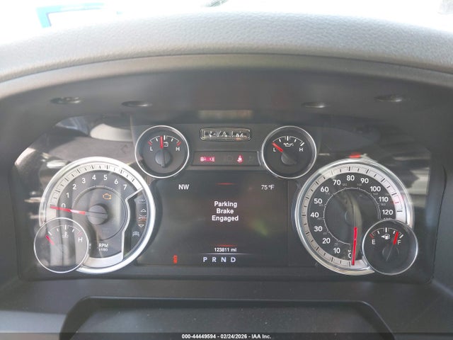 44449594 :رقم المزاد ، 1C6RR6LGXGS306363 vin ، 2016 Ram 1500 Lone Star مزاد بيع