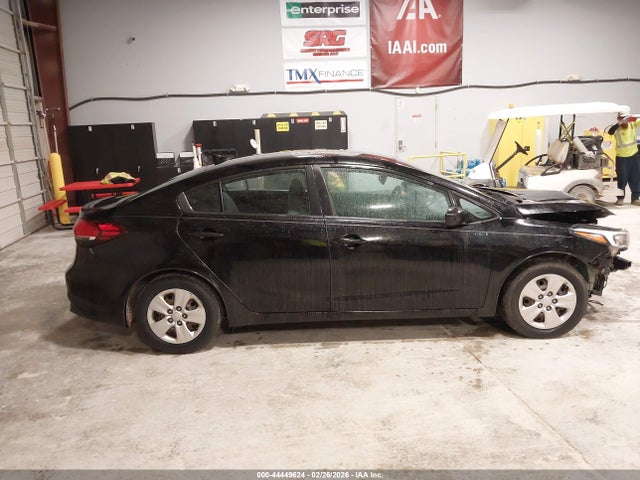 KIA FORTE LX 2017 3KPFK4A74HE102119 Image 14