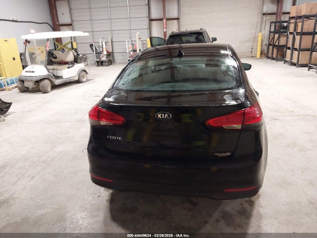 KIA FORTE LX 2017 3KPFK4A74HE102119 Image 17