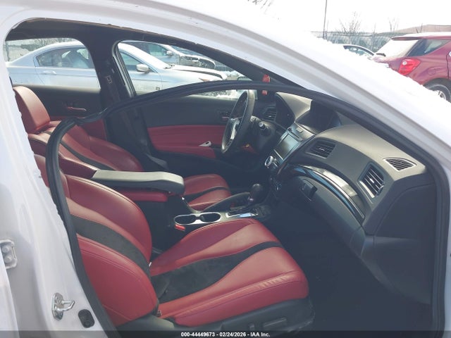 19UDE2F81LA011181 Acura ILX
