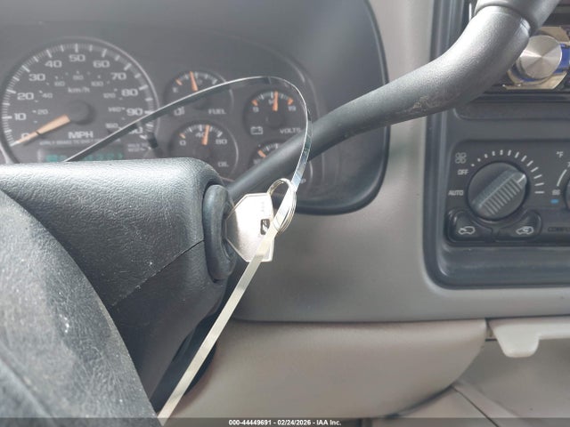2001 CHEVROLET TAHOE 1GNEC13T91R204924 Photo 10