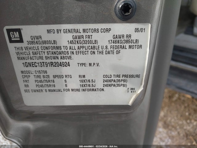 2001 CHEVROLET TAHOE 1GNEC13T91R204924 Photo 8