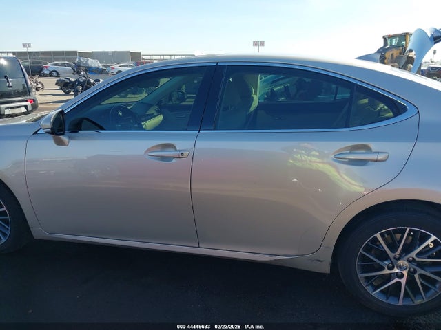 JTHBK1GG5G2212160 Lexus ES 350
