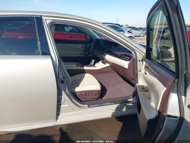 JTHBK1GG5G2212160 Lexus ES 350
