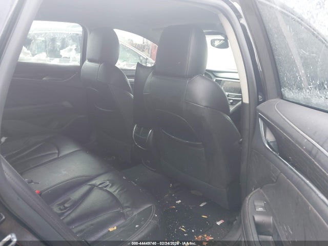 44449740 :رقم المزاد ، 1G4ZP5SS7HU136611 vin ، 2017 Buick Lacrosse Essence مزاد بيع