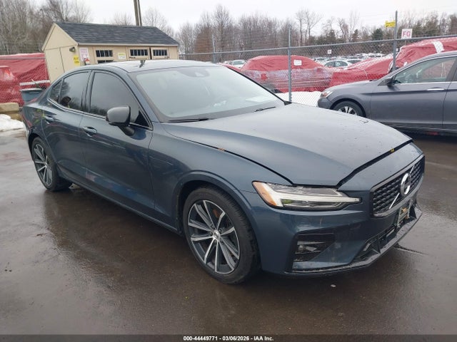 2022 VOLVO S60 7JRL12FZXNG161953