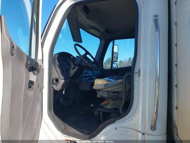 3ALACWFB5KDJZ7821 Freightliner M2 106