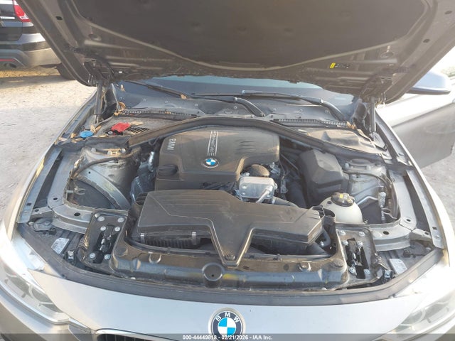 2018 BMW 320I WBA8A9C55JK623242 Photo 9