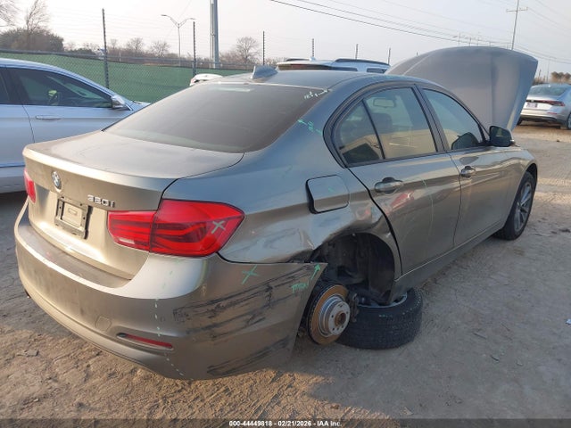 2018 BMW 320I WBA8A9C55JK623242 Photo 5