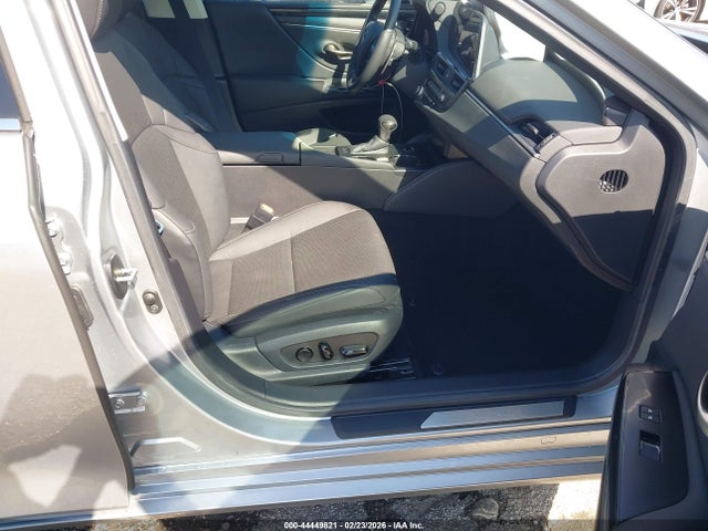 Продаж на аукціоні авто 2025 Lexus Es 350, vin: 58ACZ1B18SU189589, номер лоту: 44449821