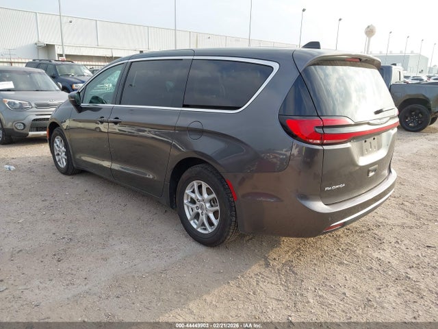 2023 CHRYSLER PACIFICA 2C4RC1BG1PR597285 Photo 2