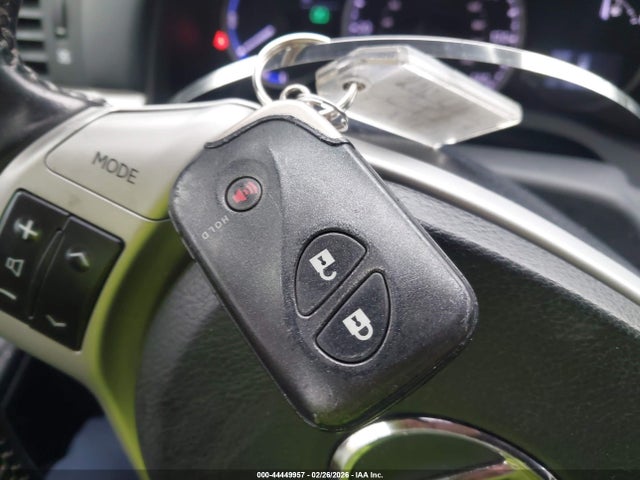 44449957 :رقم المزاد ، JTHKD5BH1C2075908 vin ، 2012 Lexus Ct 200h Premium مزاد بيع