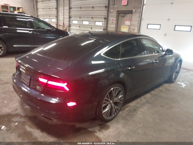 2016 AUDI A7 WAU2GAFC8GN075504 Photo 3