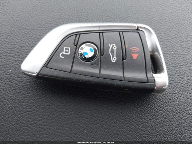 2018 BMW X3 5UXTR9C53JLC84160 Photo 10