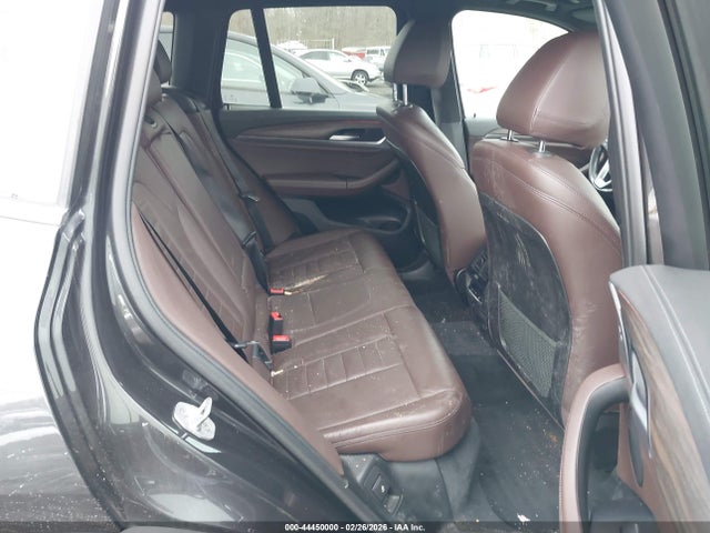 2018 BMW X3 5UXTR9C53JLC84160 Photo 7