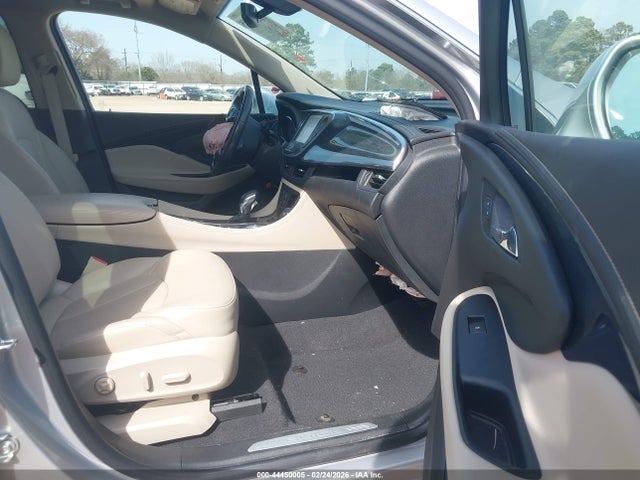 44450005 :رقم المزاد ، LRBFXBSA2HD098717 vin ، 2017 Buick Envision Essence مزاد بيع