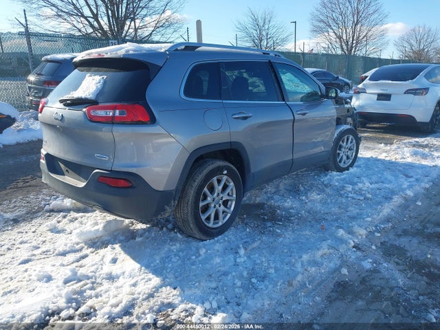 Jeep Cherokee Latitude 2015 1C4PJMCB0FW692024 Image 4