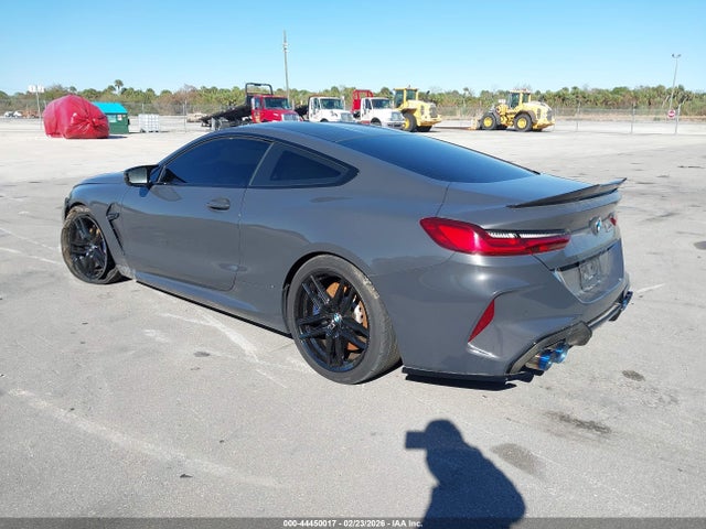 2020 Bmw M8 Competition მანქანა იყიდება აუქციონზე, vin: WBSAE0C03LCD69323, აუქციონის ნომერი: 44450017