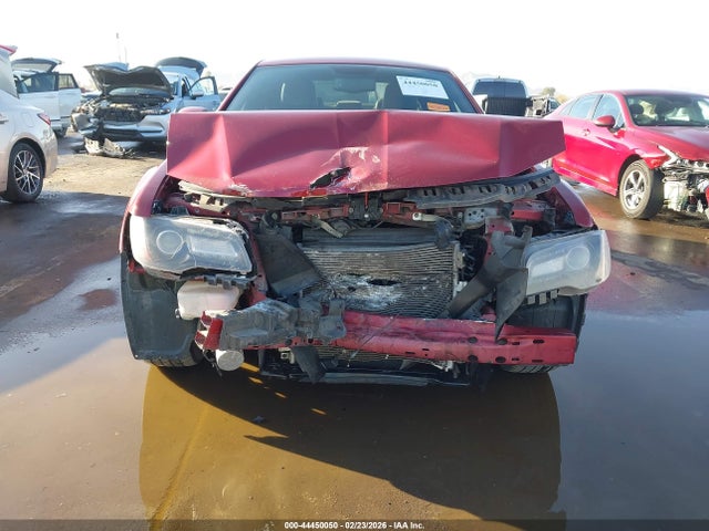 2014 Chrysler 300 300s მანქანა იყიდება აუქციონზე, vin: 2C3CCABT4EH100899, აუქციონის ნომერი: 44450050