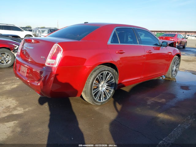 2014 Chrysler 300 300s მანქანა იყიდება აუქციონზე, vin: 2C3CCABT4EH100899, აუქციონის ნომერი: 44450050