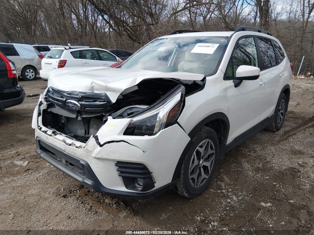 44450072 :رقم المزاد ، JF2SKADC0RH472258 vin ، 2024 Subaru Forester Premium مزاد بيع