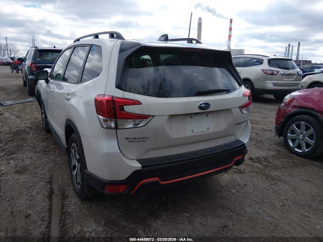 44450072 :رقم المزاد ، JF2SKADC0RH472258 vin ، 2024 Subaru Forester Premium مزاد بيع