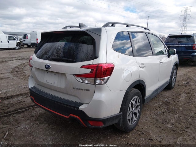 44450072 :رقم المزاد ، JF2SKADC0RH472258 vin ، 2024 Subaru Forester Premium مزاد بيع
