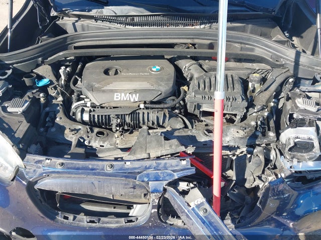 2017 BMW X1 WBXHT3C36H5F79243 Photo 9