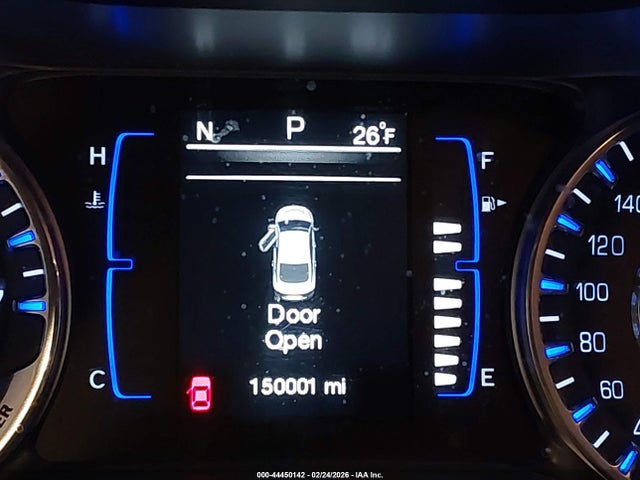 2015 Chrysler 200 Limited მანქანა იყიდება აუქციონზე, vin: 1C3CCCAG5FN729614, აუქციონის ნომერი: 44450142