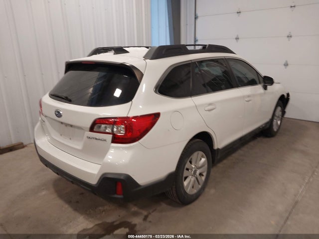 2019 Subaru Outback 2.5i Premium მანქანა იყიდება აუქციონზე, vin: 4S4BSAFC1K3304400, აუქციონის ნომერი: 44450175