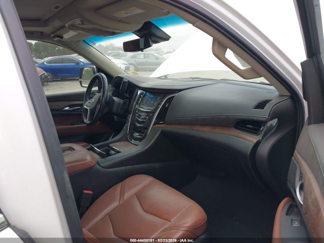2018 CADILLAC ESCALADE ESV 1GYS3HKJXJR255086 Photo 4