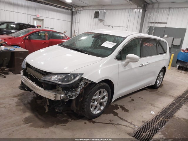 2019 CHRYSLER PACIFICA 2C4RC1FG3KR604644 Photo 1