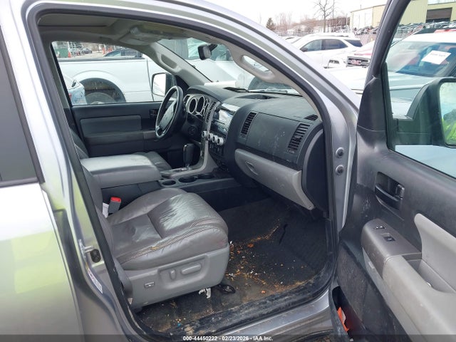 2012 TOYOTA SEQUOIA 5TDBW5G16CS063205 Photo 4