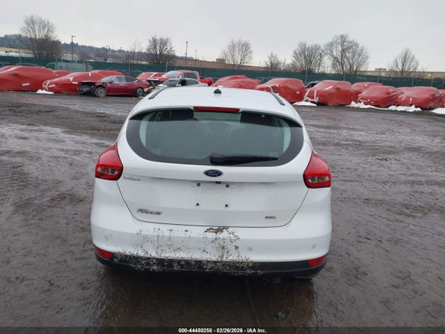 Ford FOCUS SEL 2017 1FADP3M27HL316876 Image 16