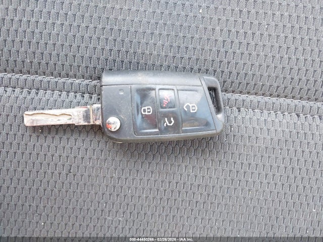 2016 Volkswagen Golf Sportwagen Tsi S 4-door მანქანა იყიდება აუქციონზე, vin: 3VWC17AU4GM516256, აუქციონის ნომერი: 44450266