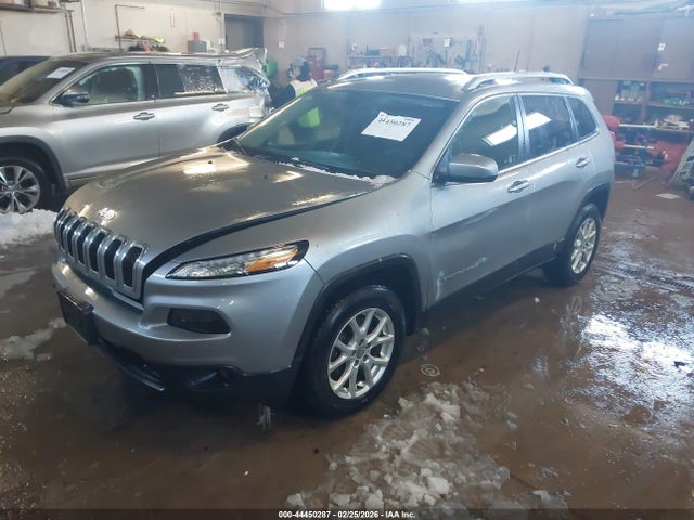 Jeep Cherokee Latitude 4x4 2017 1C4PJMCS0HW590192 Image 2