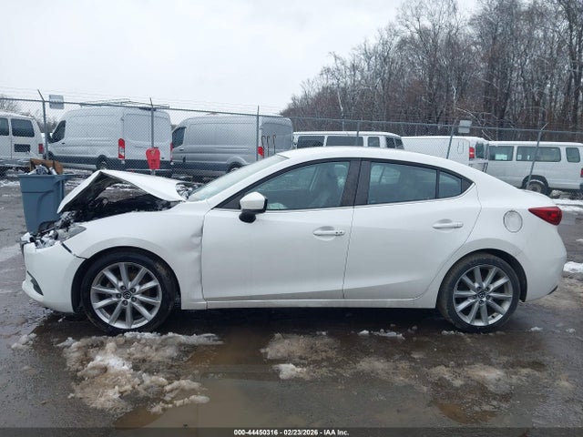 Продаж на аукціоні авто 2017 Mazda Mazda3 Touring, vin: JM1BN1V78H1106126, номер лоту: 44450316