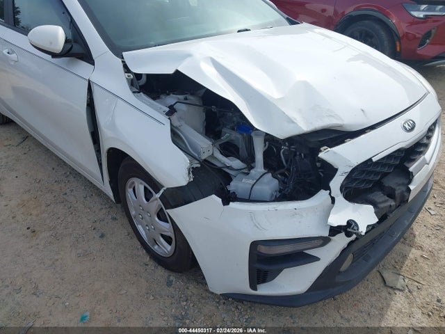 44450317 :رقم المزاد ، 3KPF24ADXME374366 vin ، 2021 Kia Forte Fe مزاد بيع