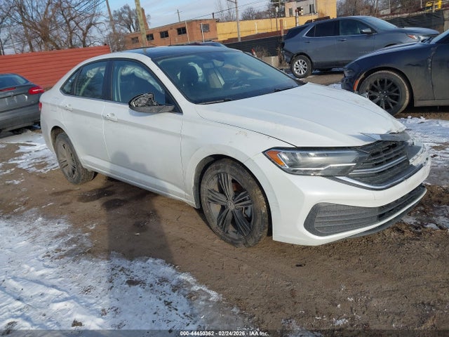 2023 VOLKSWAGEN JETTA 3VW7M7BU3PM009632