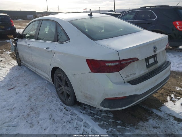 2023 VOLKSWAGEN JETTA 3VW7M7BU3PM009632 Photo 2