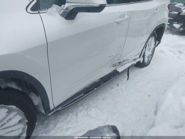 44450381 :رقم المزاد ، 2T2JGMDA0NC084209 vin ، 2022 Lexus Rx 450h مزاد بيع