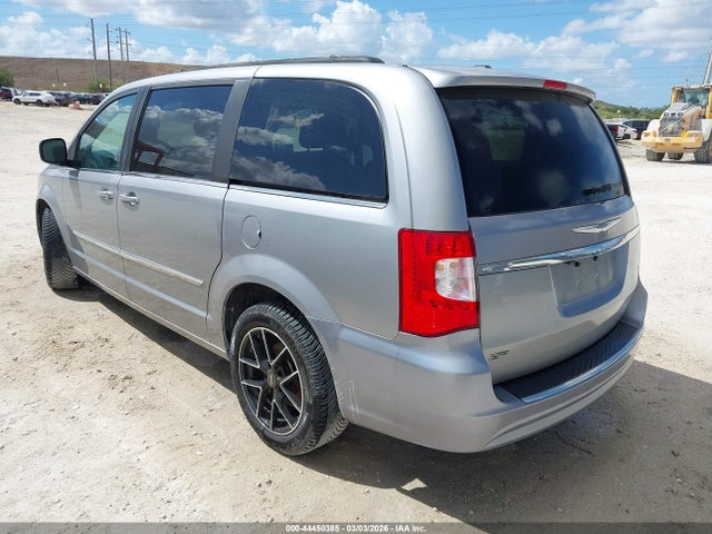 44450385 :رقم المزاد ، 2C4RC1BG2DR629656 vin ، 2013 Chrysler Town & Country Touring مزاد بيع