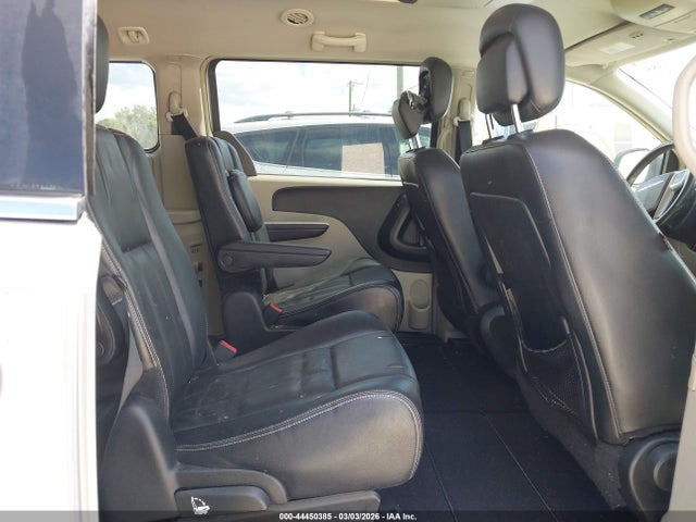 44450385 :رقم المزاد ، 2C4RC1BG2DR629656 vin ، 2013 Chrysler Town & Country Touring مزاد بيع