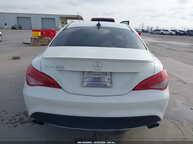 Продажа на аукционе авто 2016 Mercedes-benz Cla 250, vin: WDDSJ4EB9GN373550, номер лота: 44450403