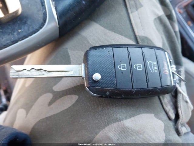 Продаж на аукціоні авто 2018 Kia Sorento 2.4l Lx, vin: 5XYPGDA37JG410655, номер лоту: 44450433